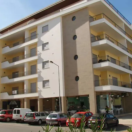 Apartament Quinta Palmeiras 215 *