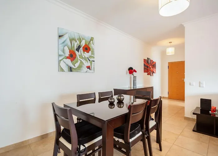 Quinta Palmeiras 215 * Lagos