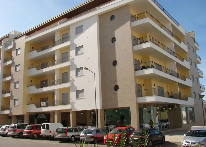 Apartament Quinta Palmeiras 215 *