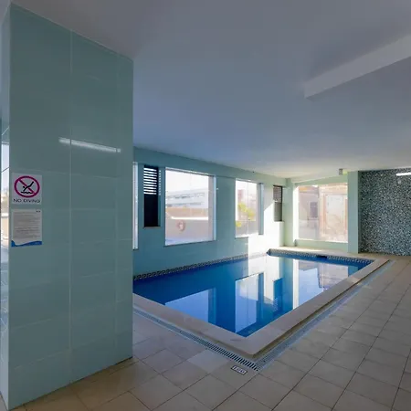 Apartamento Quinta Palmeiras 215 *