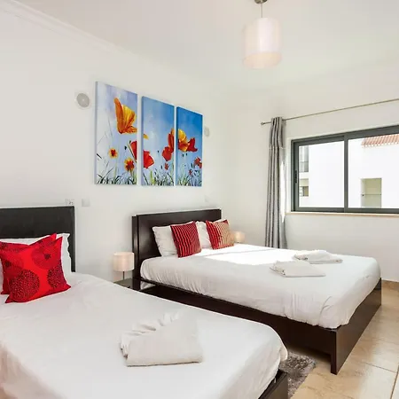 Apartment Quinta Palmeiras 215